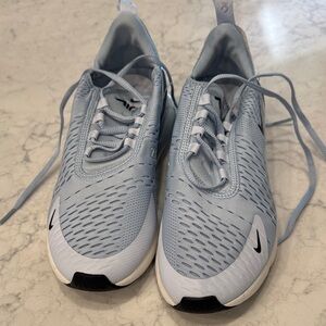 Nike blue Airmax 270 GUC